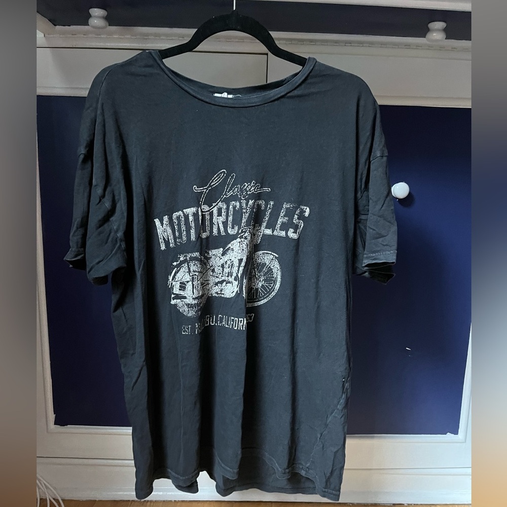Oversized Graphic T-shirt